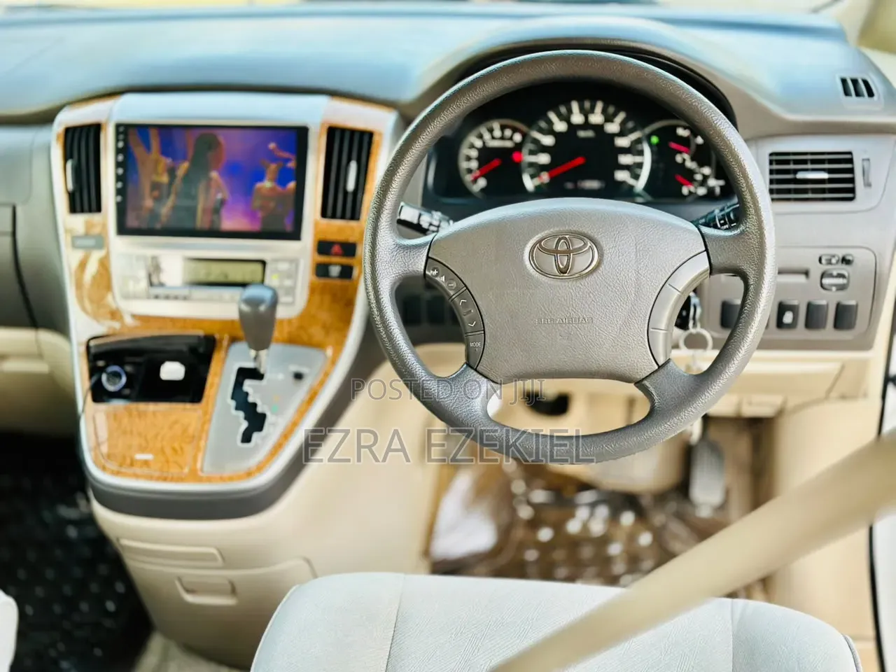Toyota Alphard 2005 White