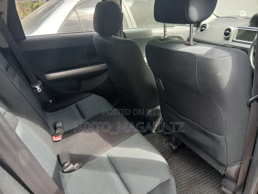 Toyota IST 2006 Black