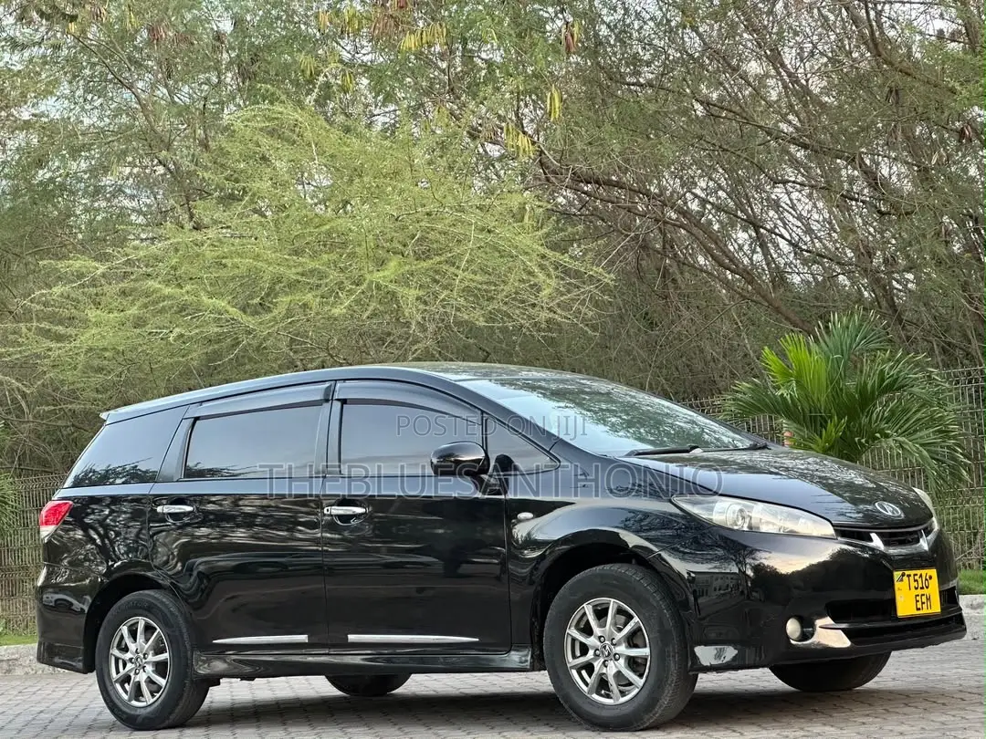 Toyota Wish 2011 Black