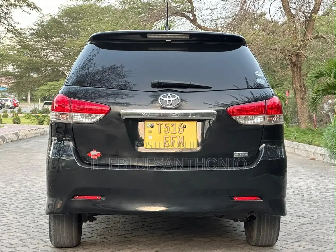 Toyota Wish 2011 Black