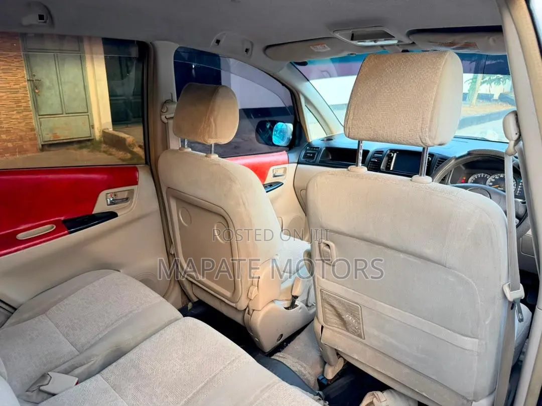 Toyota Corolla Spacio 2004 Silver