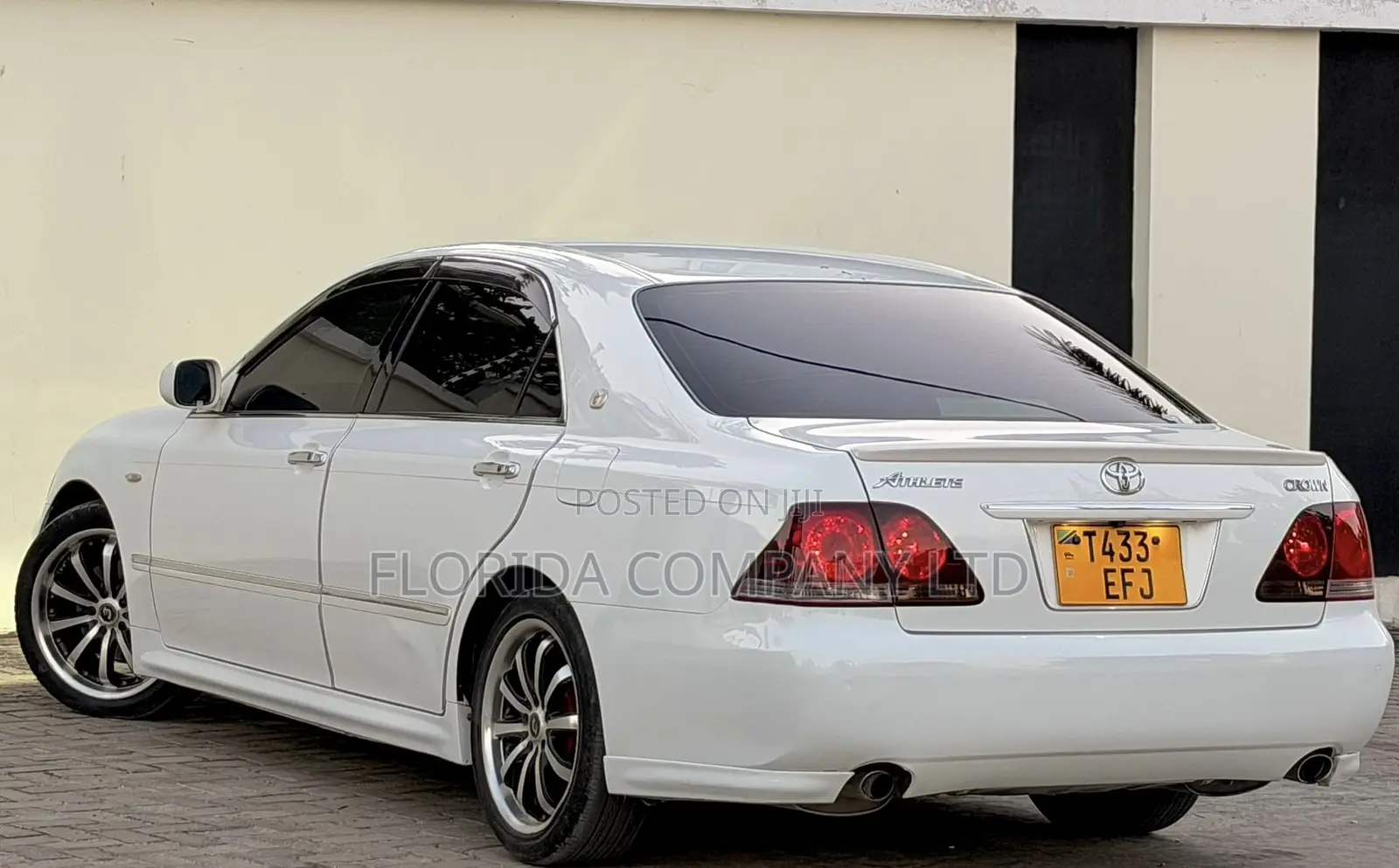 Toyota Crown 2007 White