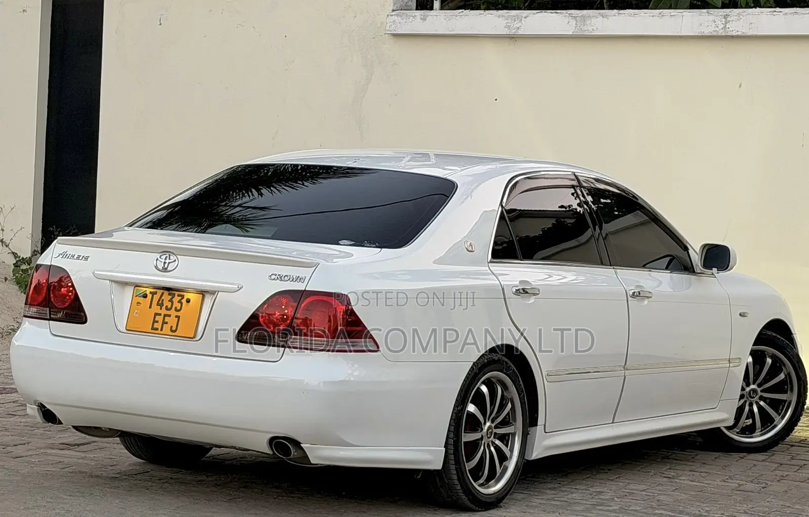 Toyota Crown 2007 White