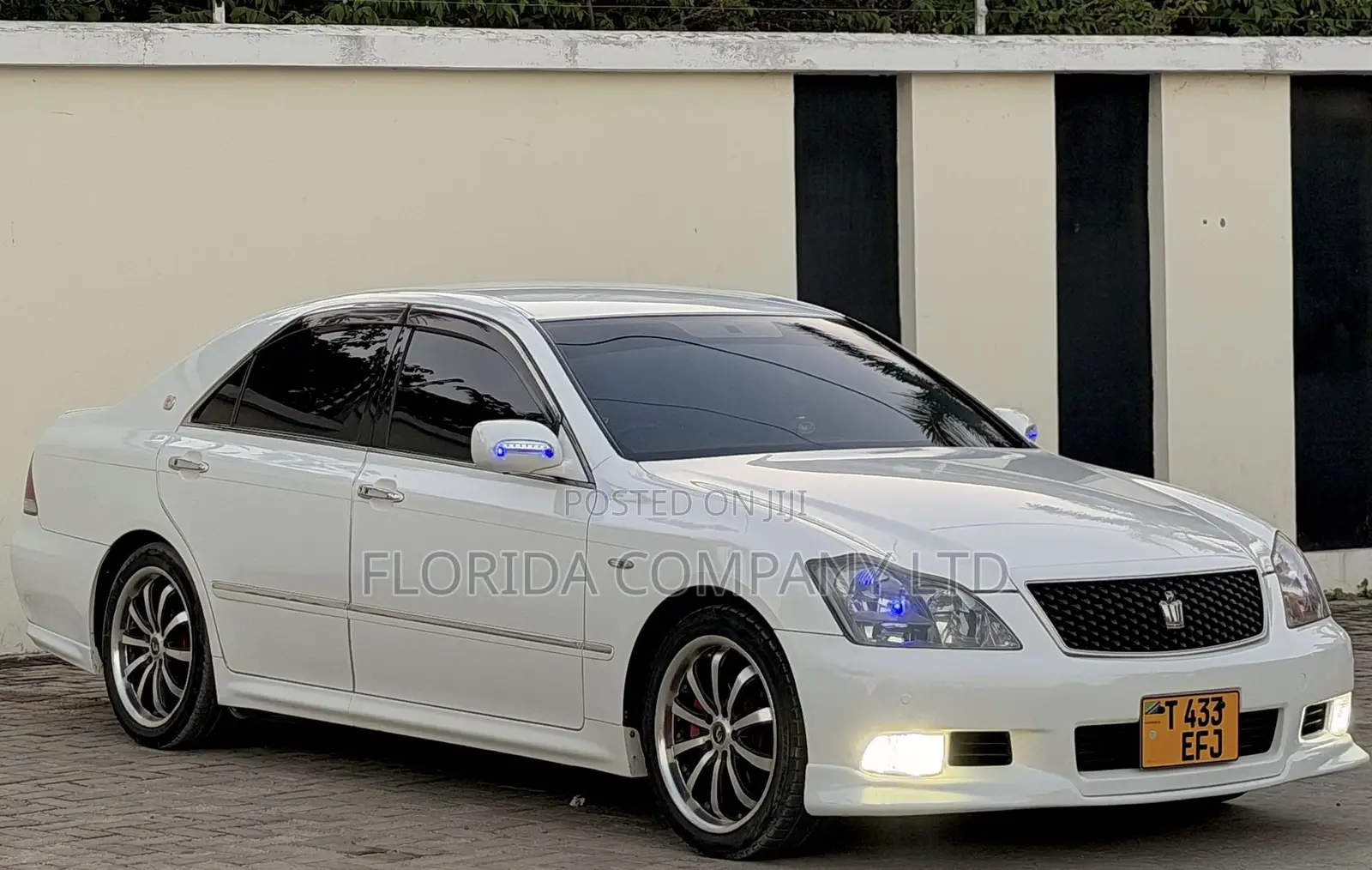 Toyota Crown 2007 White