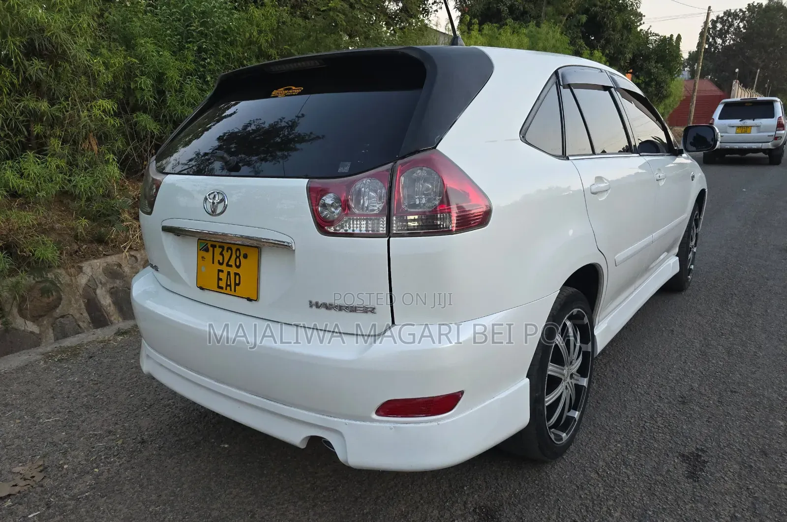 Toyota Harrier 2004 White