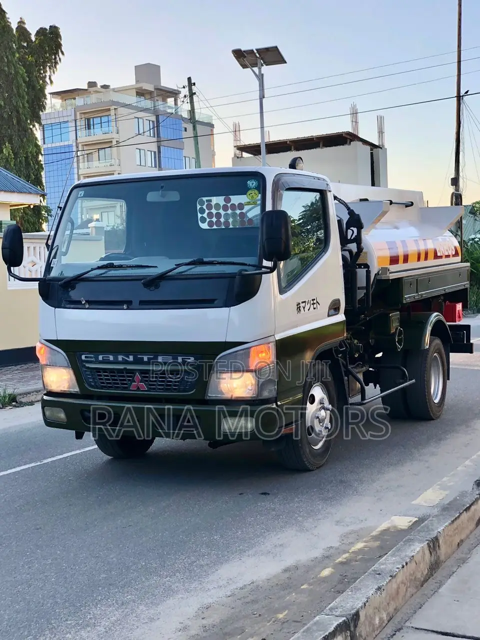 Mitsubishi Canter Fuel Bowser
