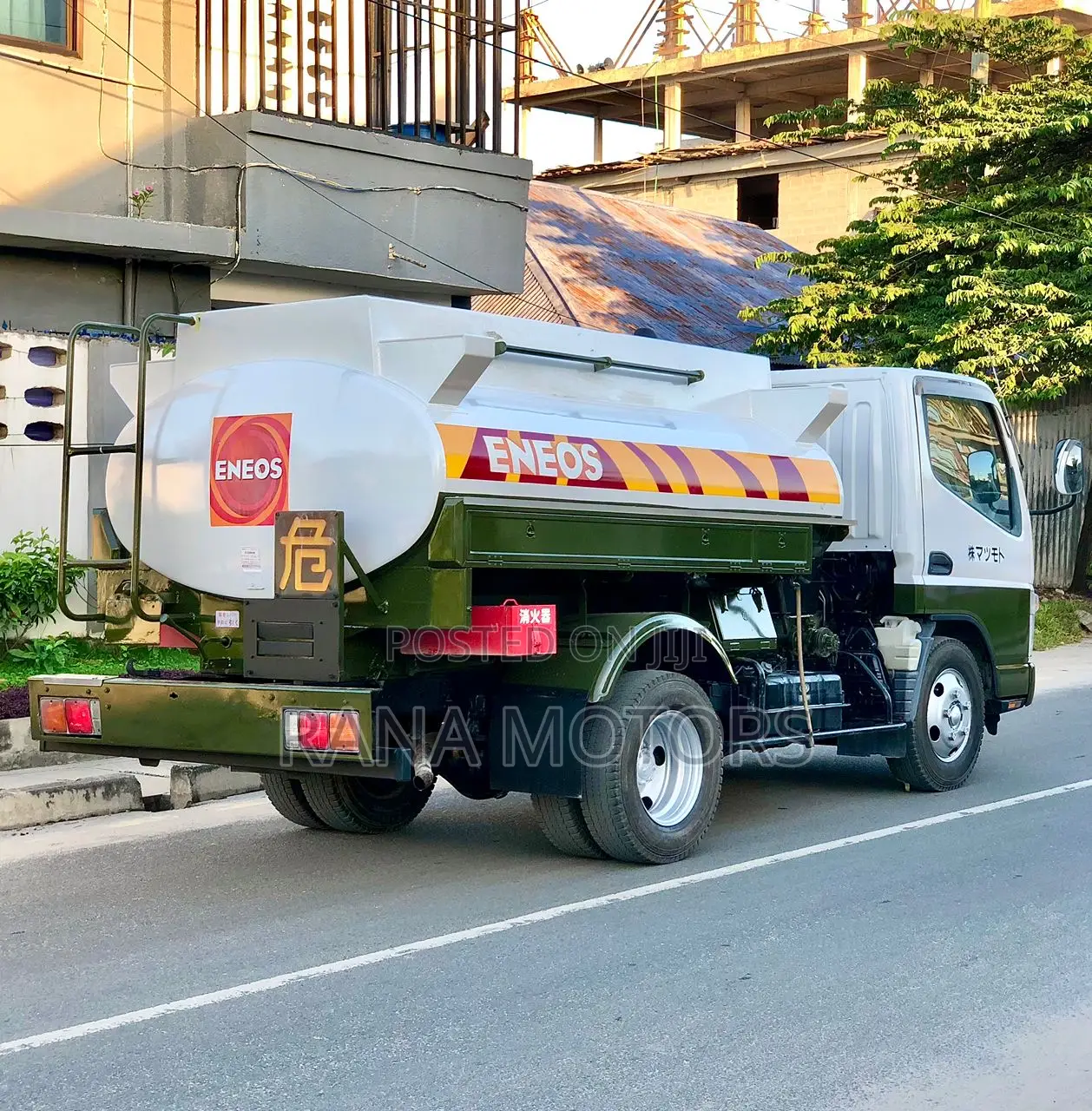 Mitsubishi Canter Fuel Bowser