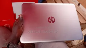 Laptop HP EliteBook 1040 G3 8GB Intel Core i5 HDD+SSD 256GB
