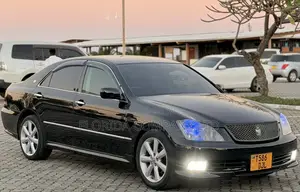 Toyota Crown Royale 2005 Black