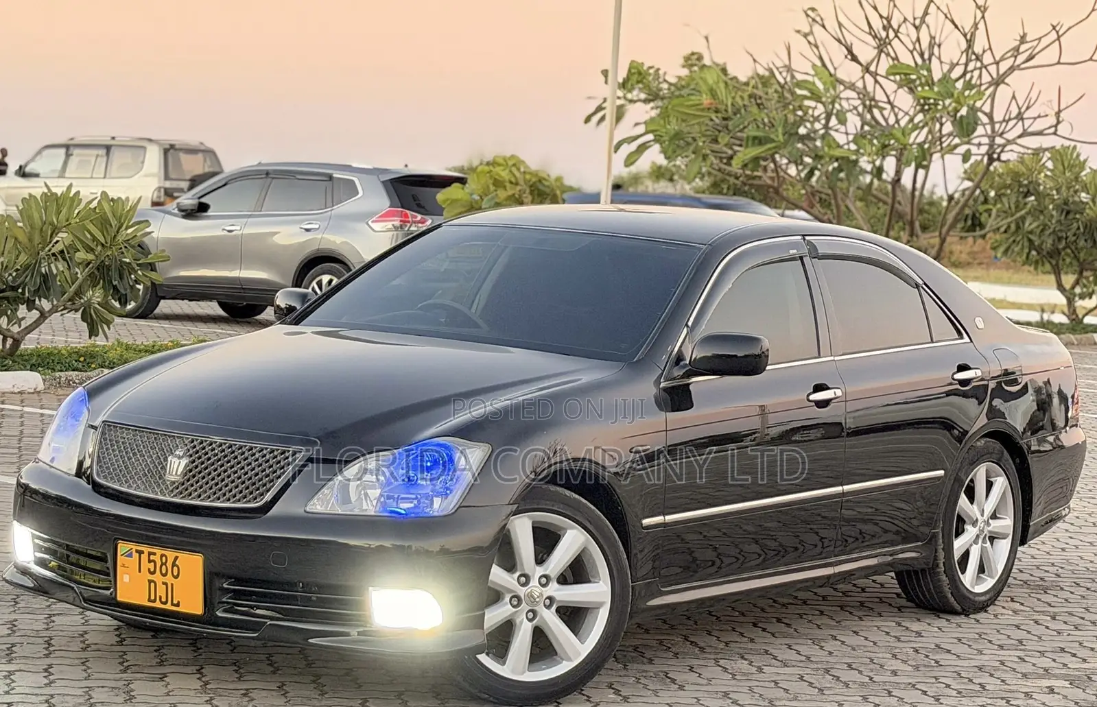 Toyota Crown Royale 2005 Black