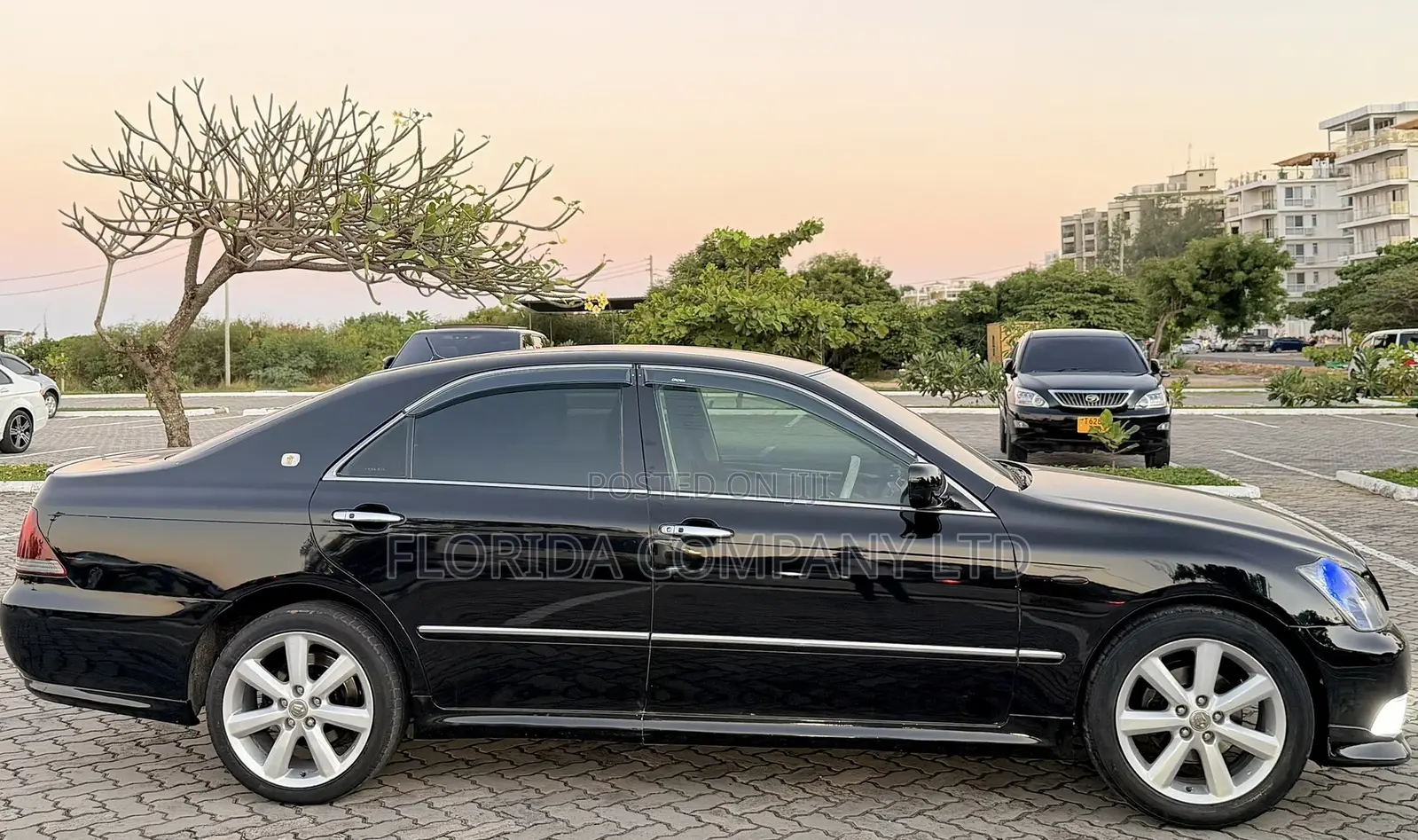 Toyota Crown Royale 2005 Black