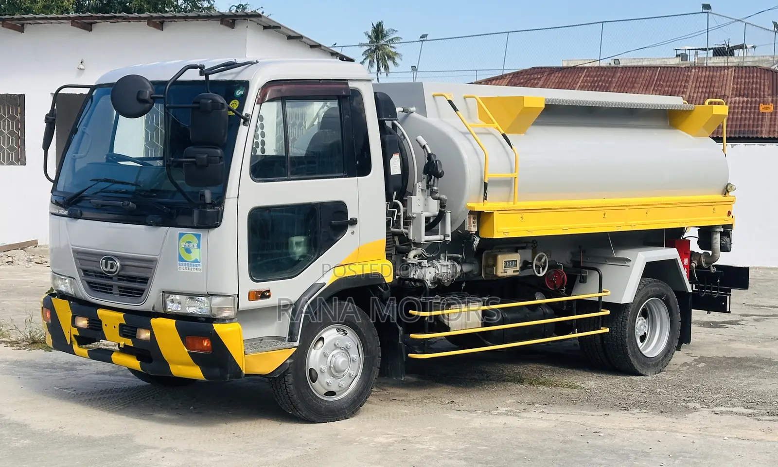 Nissan Diesel Fuel Bowser