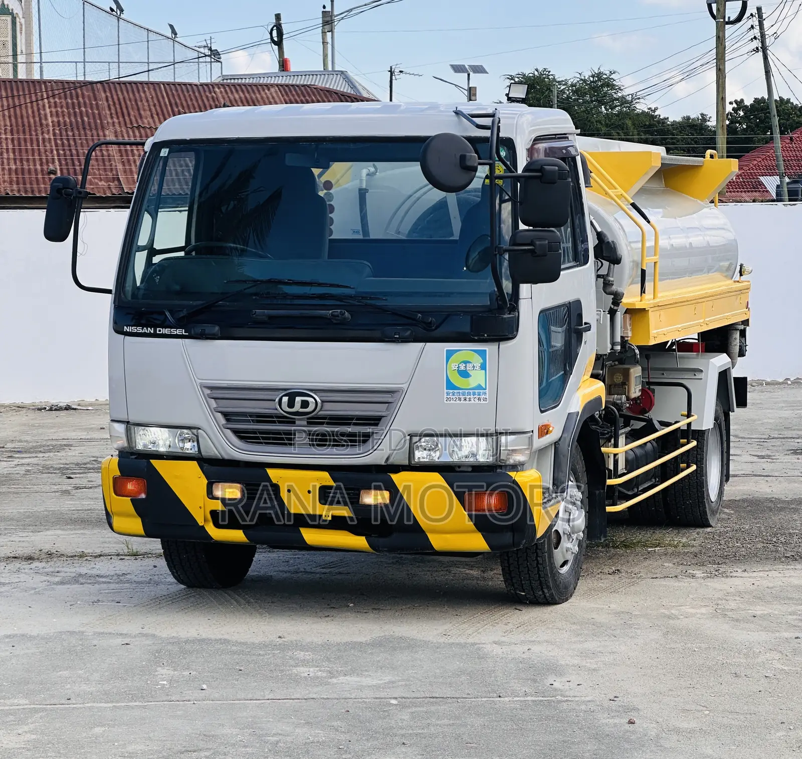 Nissan Diesel Fuel Bowser