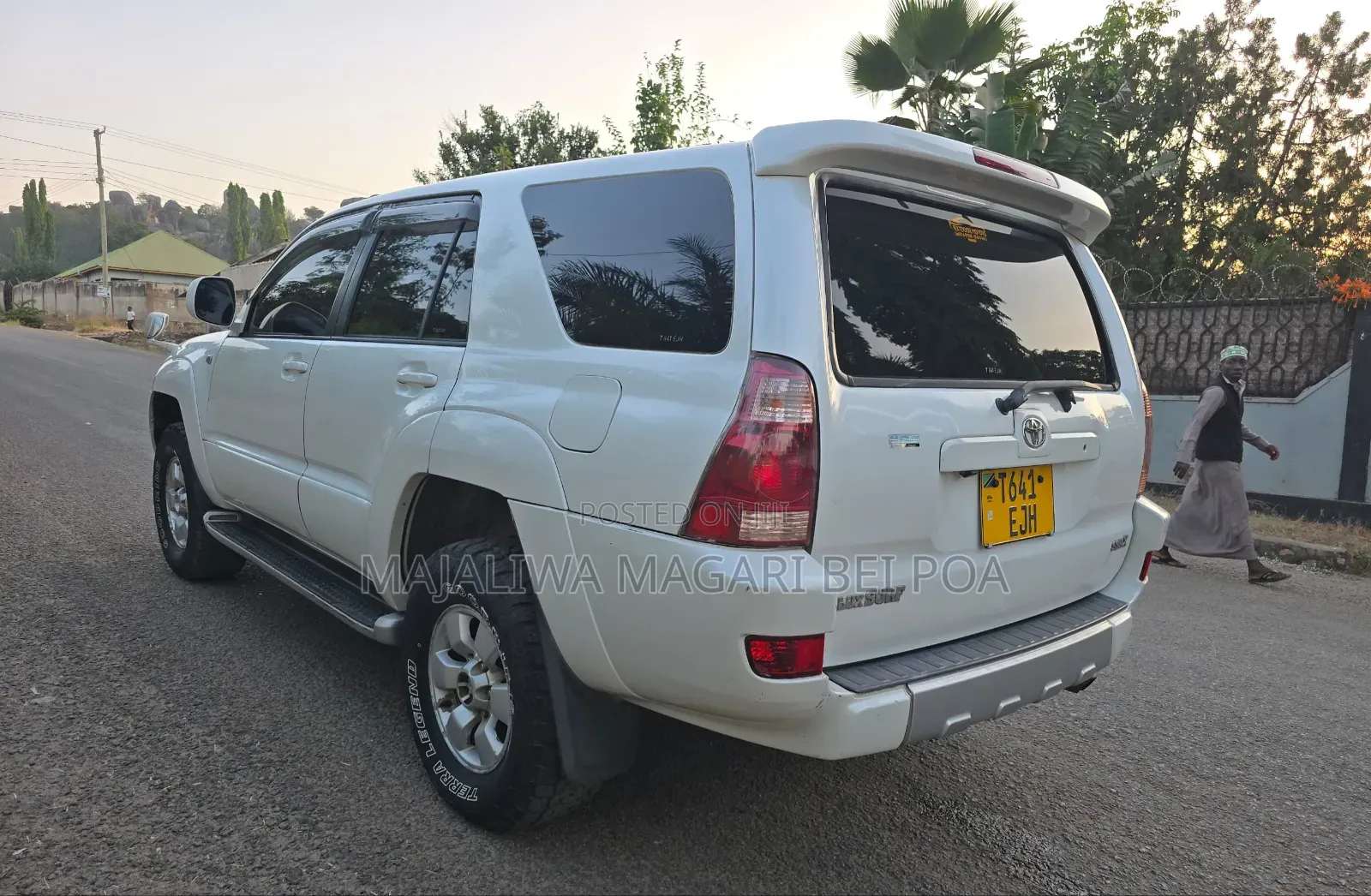 Toyota Hilux Surf 2004 White