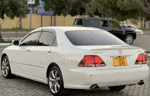 Toyota Crown 2007 White