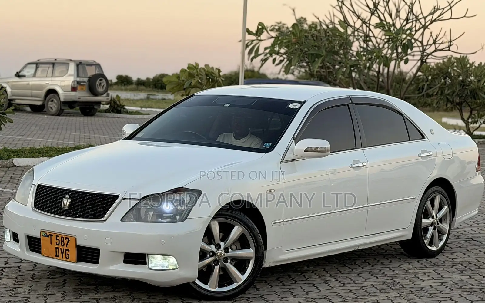 Toyota Crown 2007 White