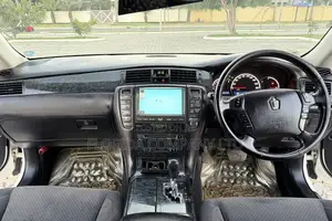 Toyota Crown 2007 White