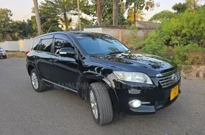 Toyota Vanguard 2011 Black