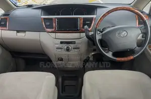 Toyota Noah 2006 Blue