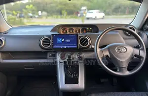 Toyota Corolla Rumion 2010