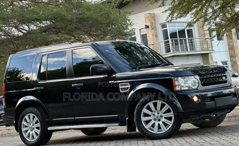Land Rover Discovery 2014 Black
