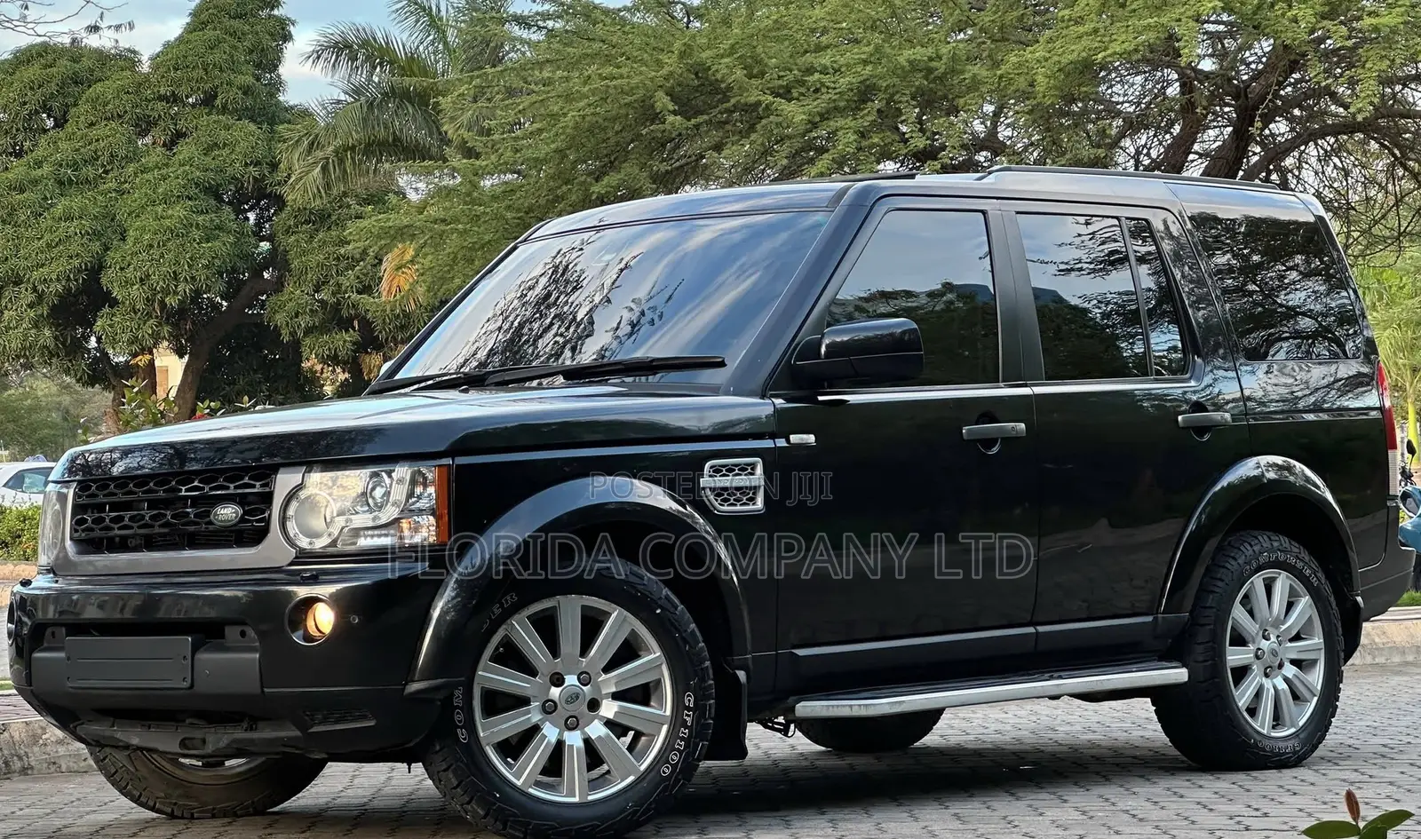 Land Rover Discovery 2014 Black