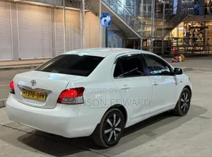 Toyota Belta 2006 White