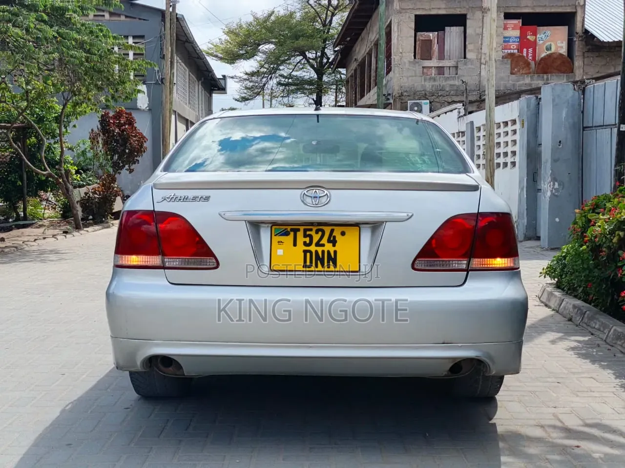 Toyota Crown 2004 Silver