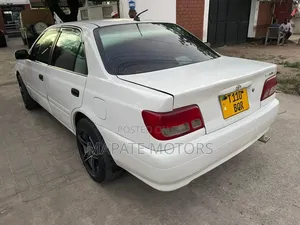 Toyota Carina 2001 White