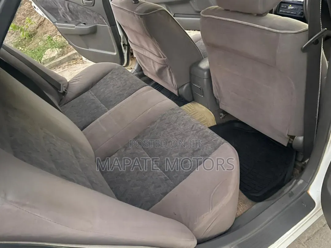 Toyota Carina 2001 White