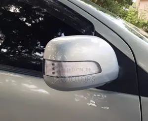 Toyota Raum 2006 Silver