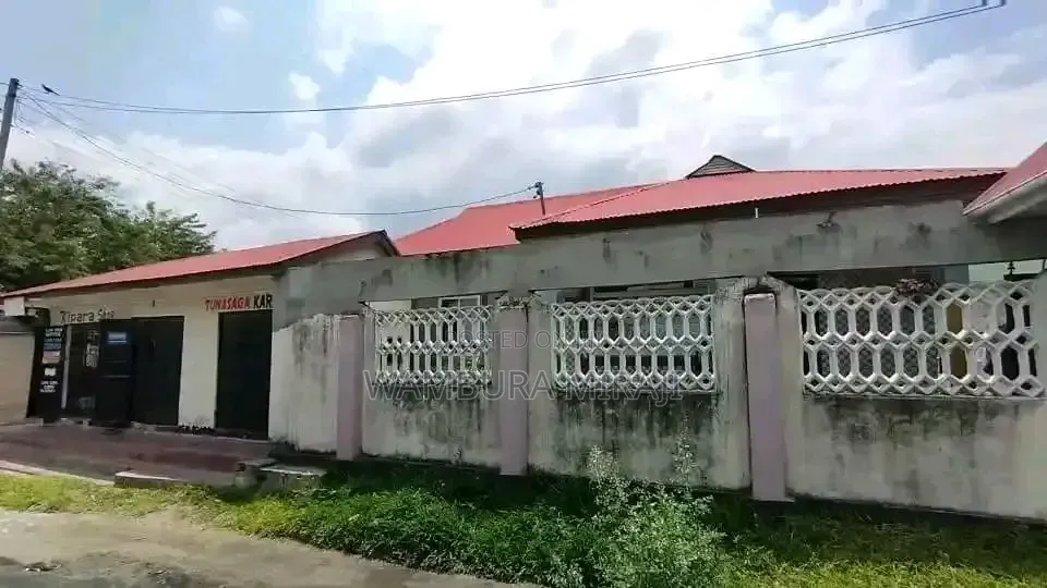 Furnished 4bdrm Block of Flats in Kitunda for sale
