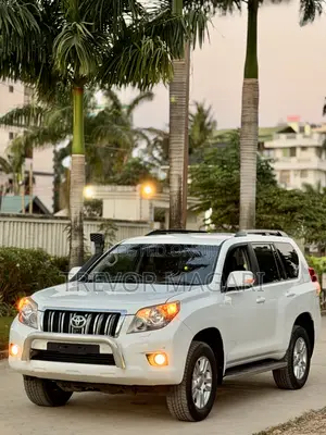 Toyota Land Cruiser Prado 2009 White