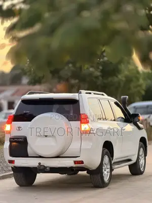 Toyota Land Cruiser Prado 2009 White