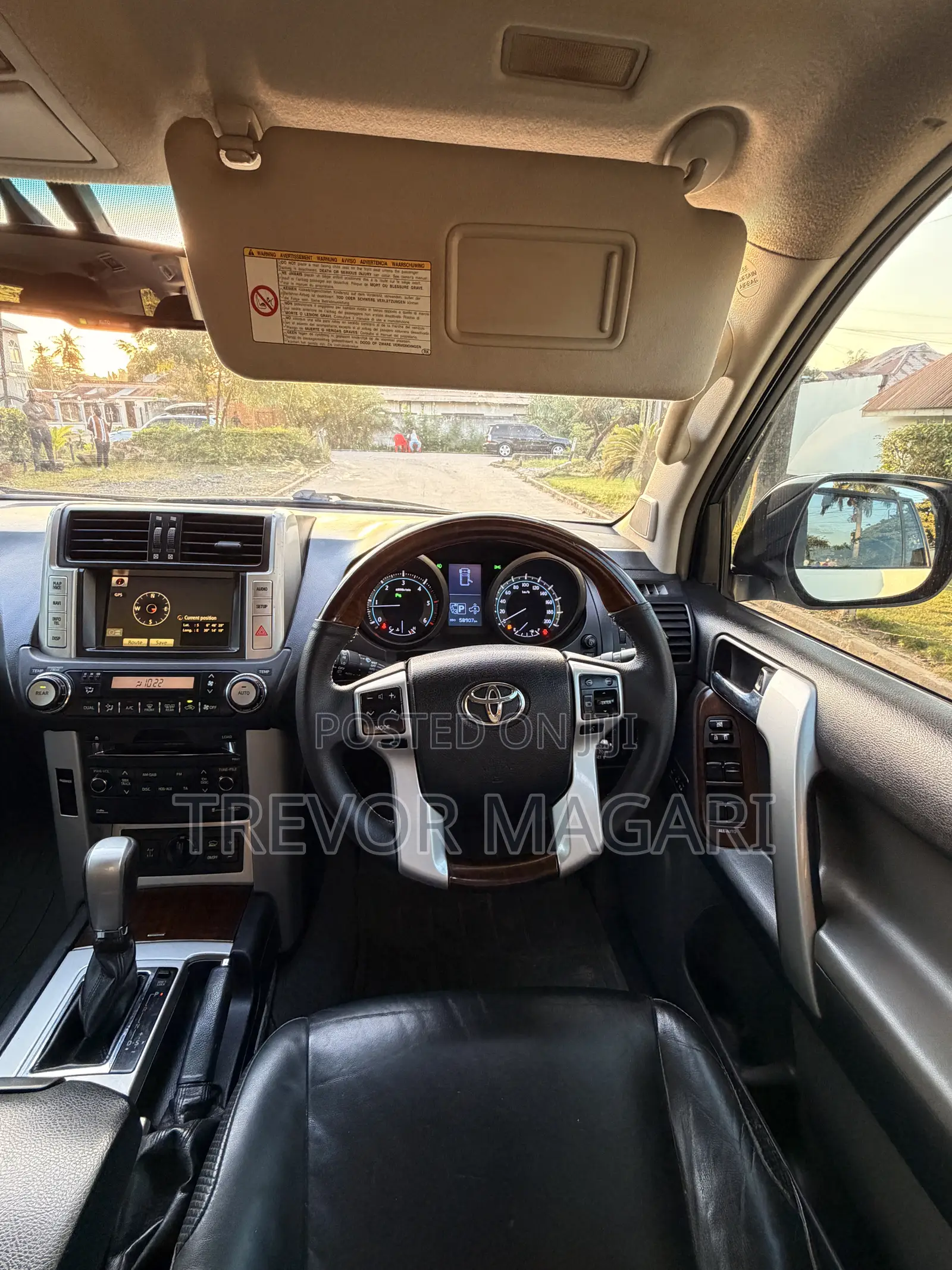 Toyota Land Cruiser Prado 2009 White