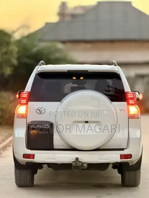Toyota Land Cruiser Prado 2009 White