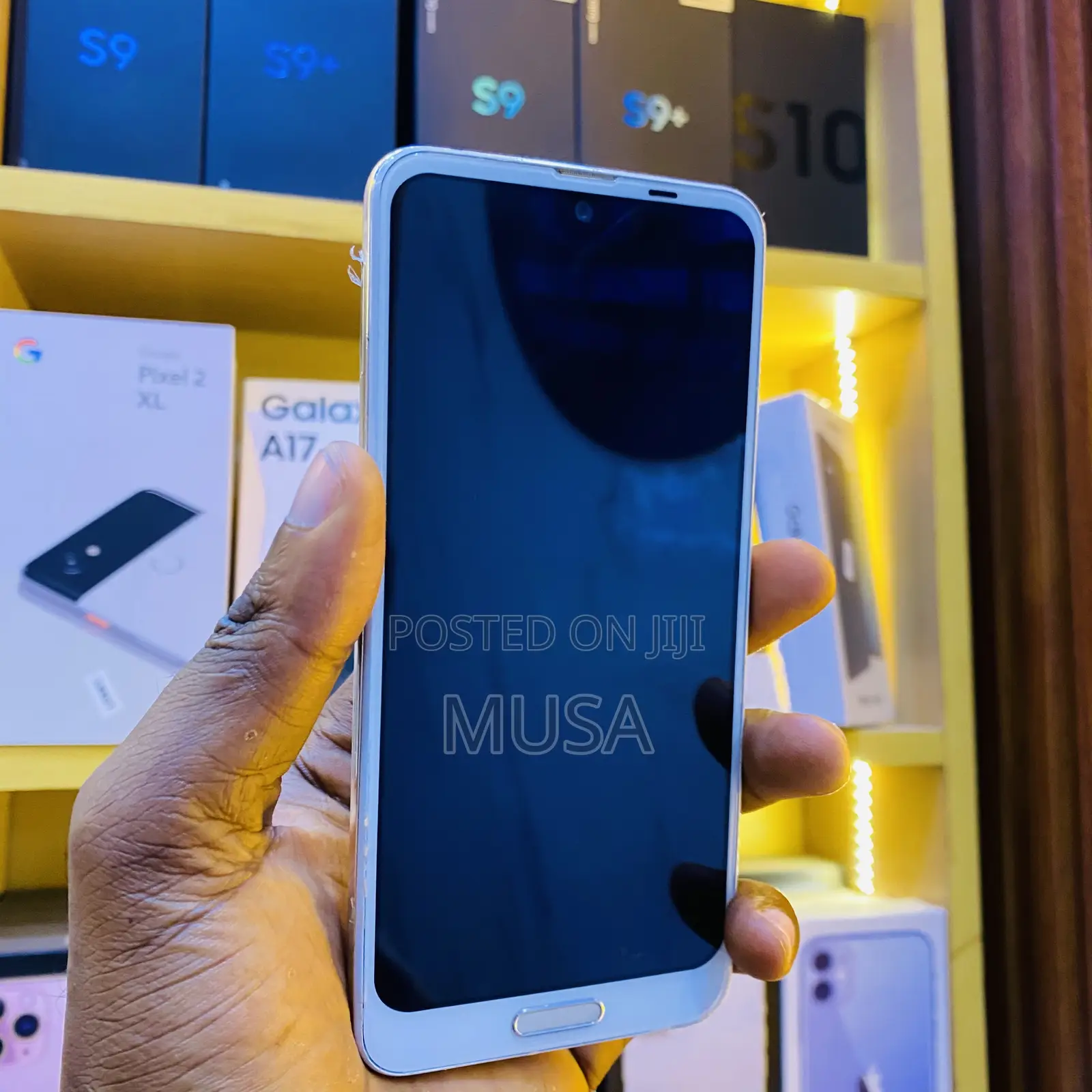 Sharp Aquos R2 64 GB White