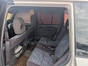 Toyota RAV4 1997 White