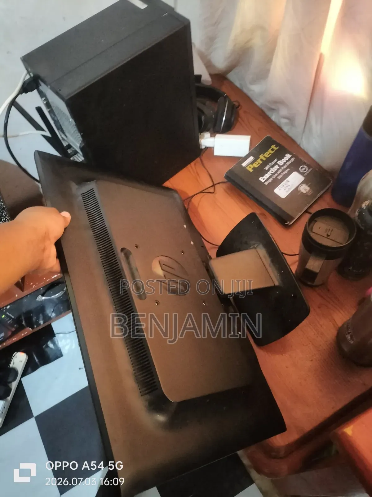 New Desktop Computer Dell Optiplex 7050 8GB Intel Core i5 HDD 500GB