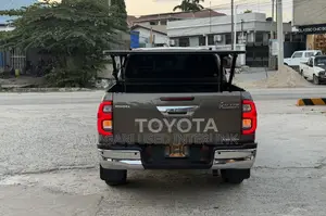 Toyota Hilux 2022