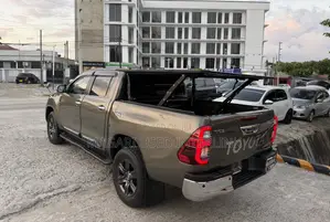 Toyota Hilux 2022