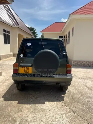 Suzuki Escudo 1990 Black