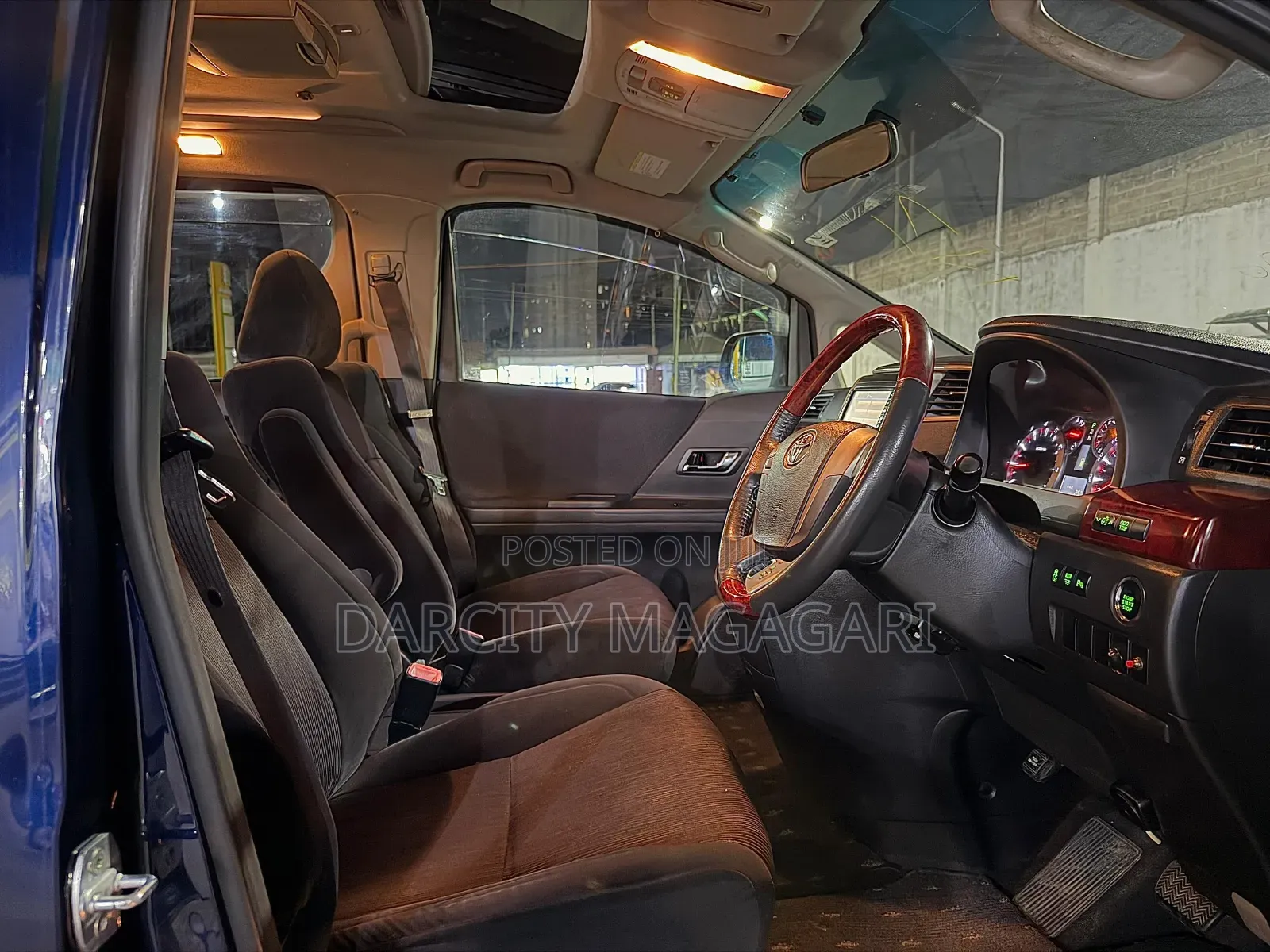 Toyota Alphard 2010 Blue