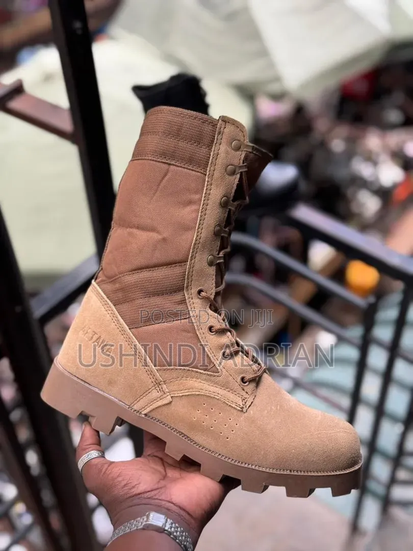 Buti (Boots)–Available NowSizes: 40 • 41 • 42 • 43 • 44