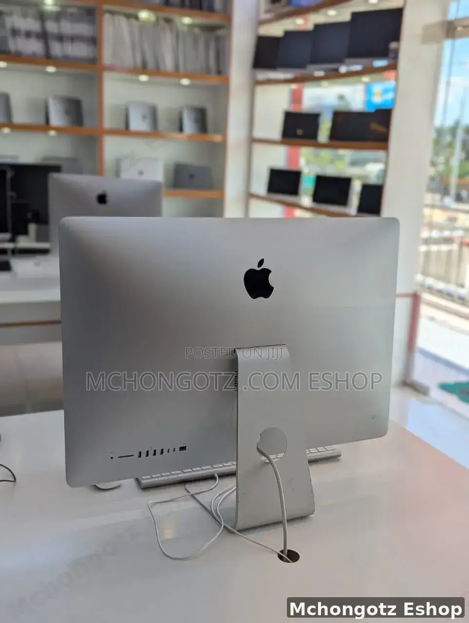 Desktop Computer Apple iMac 8GB Intel Core i5 SSD 256GB