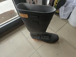 Gumboot (Ya Chuma)