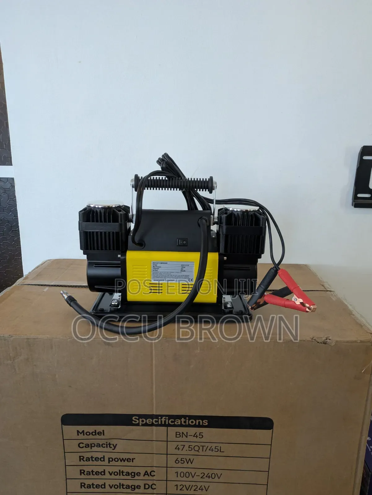 Heavy-Duty Air Compressor, 2 Cylinder, 300l/Min, 90a , 12v-13.8v
