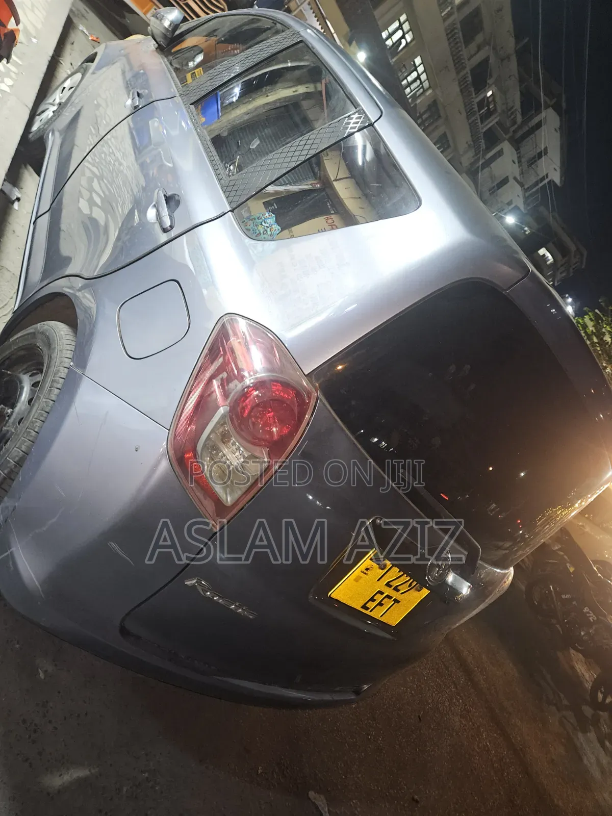 Toyota Ractis 2008 Gray