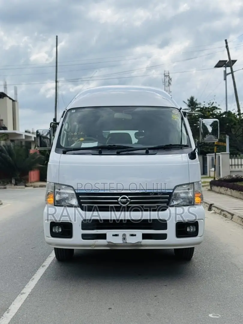 Nissan Caravan (Urvan) 2005 White