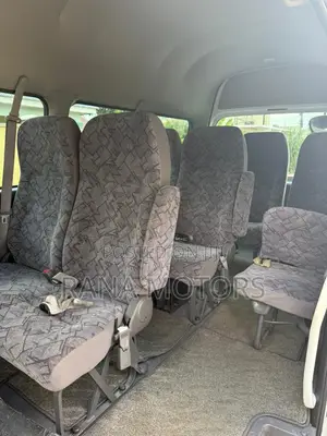 Nissan Caravan (Urvan) 2005 White